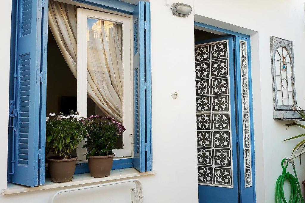 Aithra -Cosy Studio In Centre Of Poros Poros Town Exterior photo